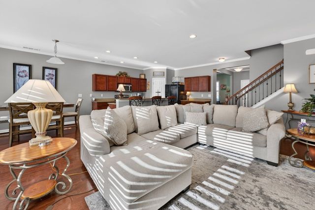 515 Rock Island Way, Lebanon, TN 37087