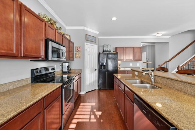 515 Rock Island Way, Lebanon, TN 37087