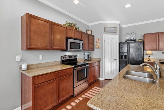 515 Rock Island Way, Lebanon, TN 37087