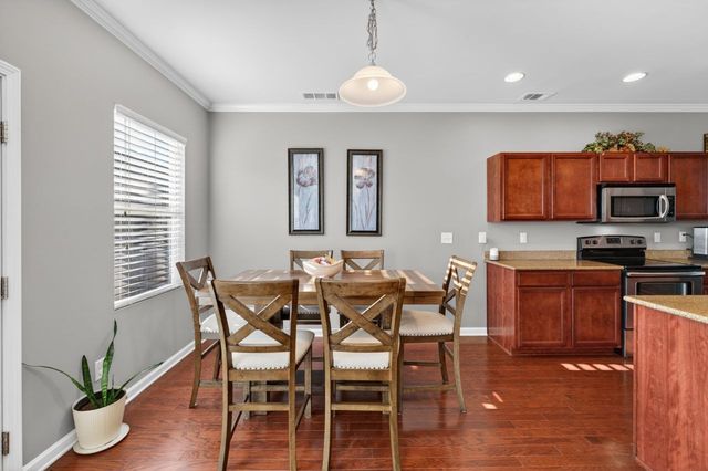 515 Rock Island Way, Lebanon, TN 37087