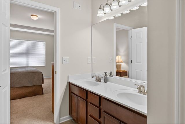 515 Rock Island Way, Lebanon, TN 37087