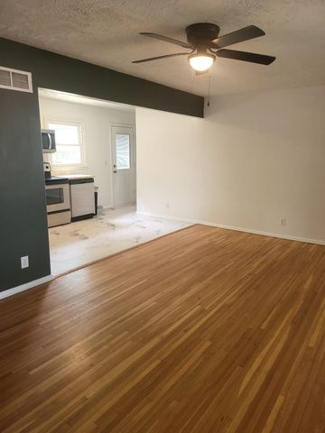 1439 N Community Dr., Derby, KS 67037