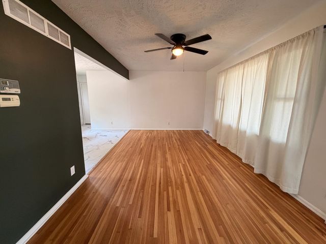 1439 N Community Dr., Derby, KS 67037