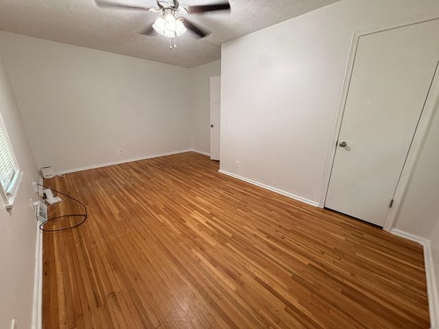 1439 N Community Dr., Derby, KS 67037