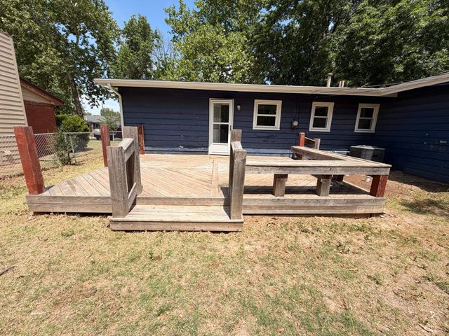 1439 N Community Dr., Derby, KS 67037