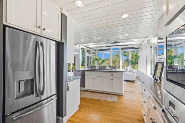 31 S Circle Dr, Santa Cruz, CA 95060