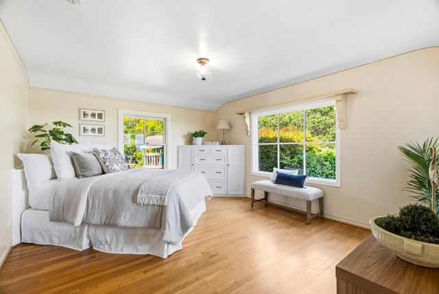 31 S Circle Dr, Santa Cruz, CA 95060