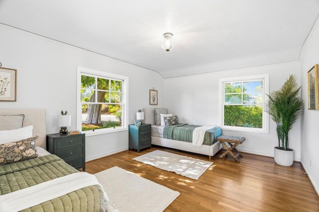 31 S Circle Dr, Santa Cruz, CA 95060