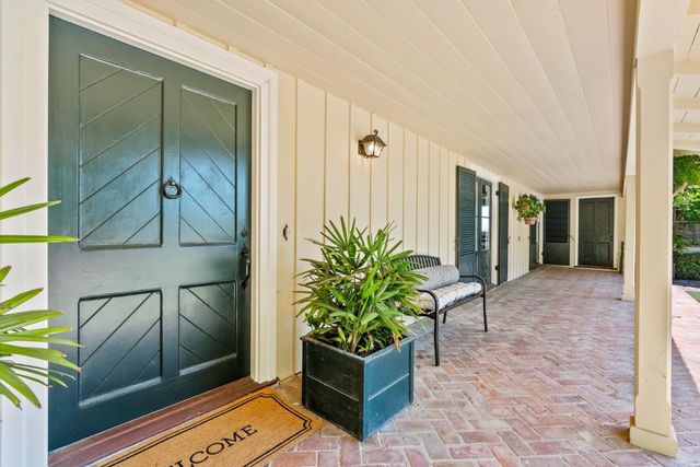 31 S Circle Dr, Santa Cruz, CA 95060