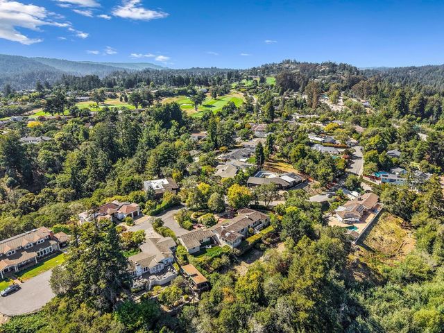 31 S Circle Dr, Santa Cruz, CA 95060