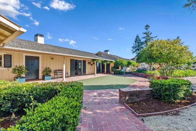31 S Circle Dr, Santa Cruz, CA 95060