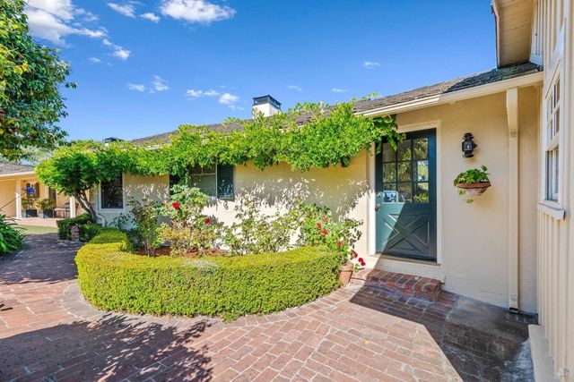 31 S Circle Dr, Santa Cruz, CA 95060