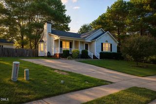 1008 S Fieldhaven Drive, Fuquay Varina, NC 27526