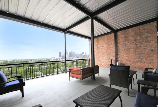 230 W Alabama 804, Houston, TX 77006