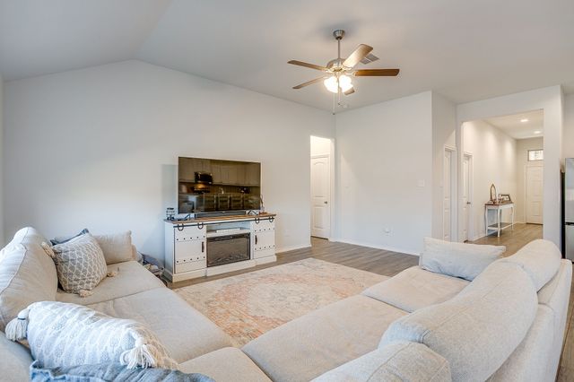 5828 Utopia Drive, Fort Worth, TX 76179