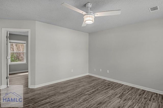 184 Sequoia Circle, Hinesville, GA 31313