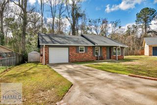 184 Sequoia Circle, Hinesville, GA 31313