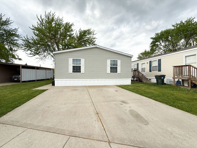 54 BERNINA Court, Lynwood, IL 60411