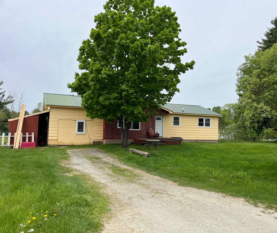 8 Learned Drive, Westford, VT 05494