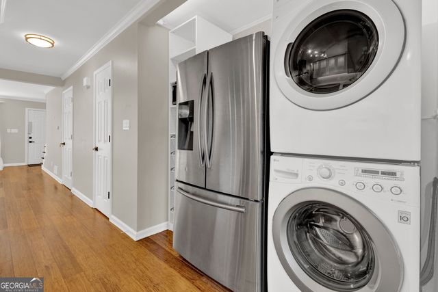 4 Holly Downs Court NW, Atlanta, GA 30318
