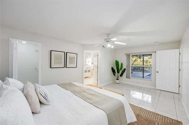 925 NE 4TH AVENUE, Cape Coral, FL 33909