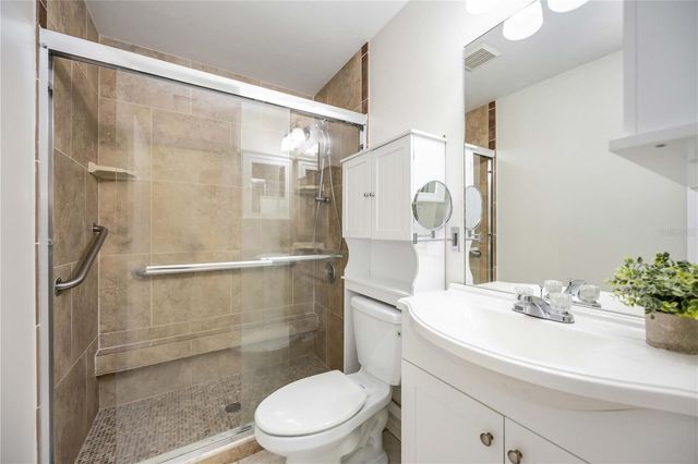 925 NE 4TH AVENUE, Cape Coral, FL 33909