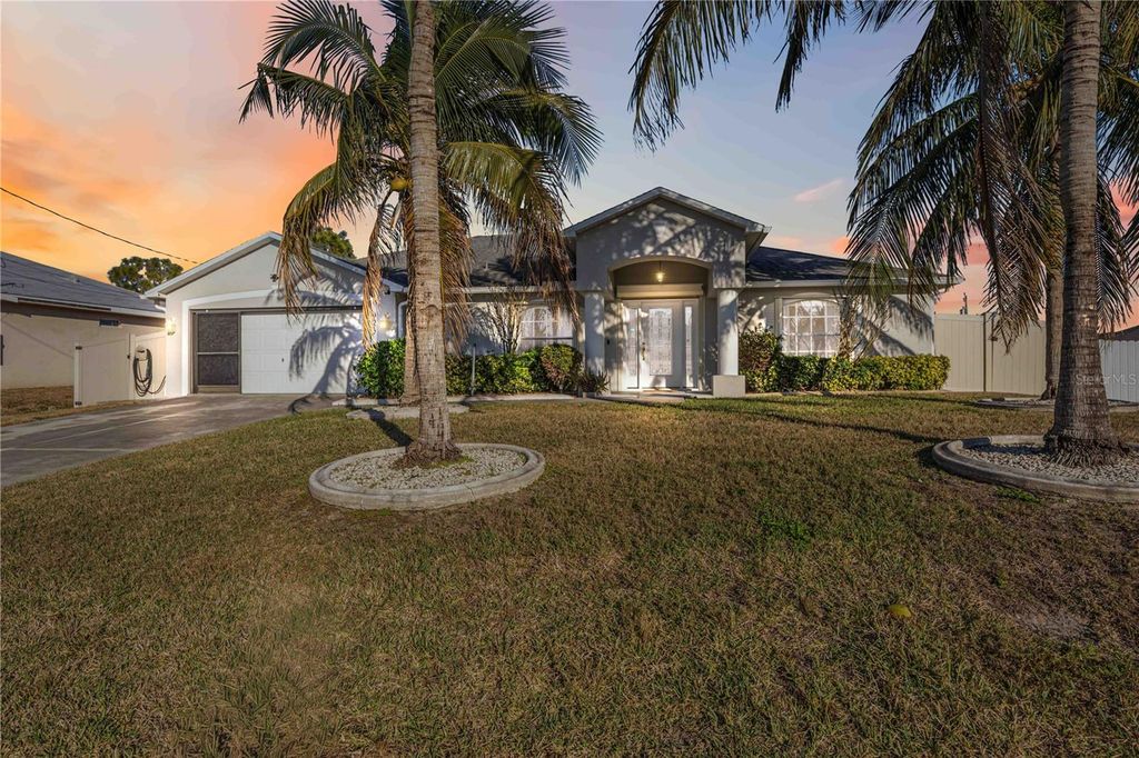 925 NE 4TH AVENUE, Cape Coral, FL 33909