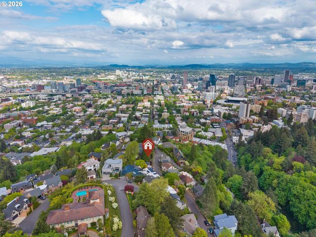 2537 Nw MILDRED St, Portland, OR 97210