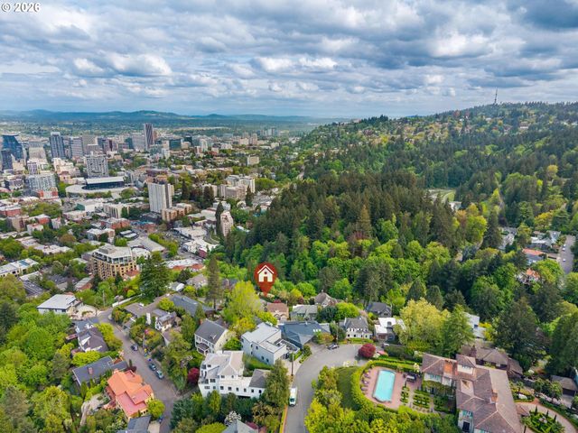 2537 Nw MILDRED St, Portland, OR 97210