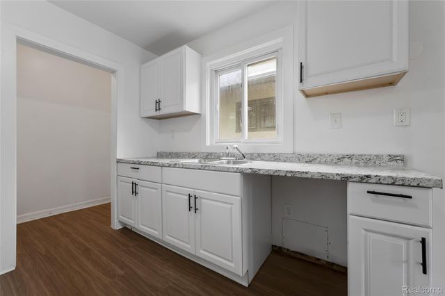 101 Colorado Street, Highland Park, MI 48203