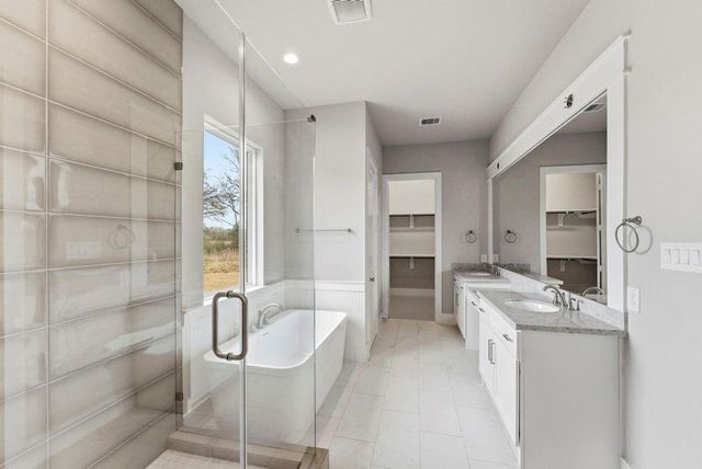 124 El Paso Bend, New Waverly, TX 77358
