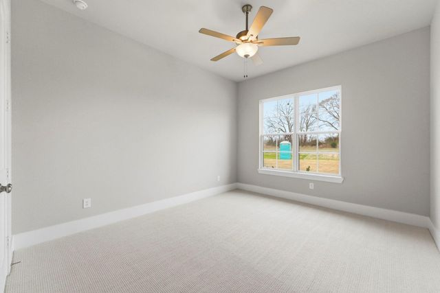 124 El Paso Bend, New Waverly, TX 77358