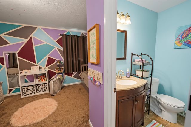 2213 Quincy, Salina, KS 67401
