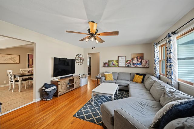 2213 Quincy, Salina, KS 67401
