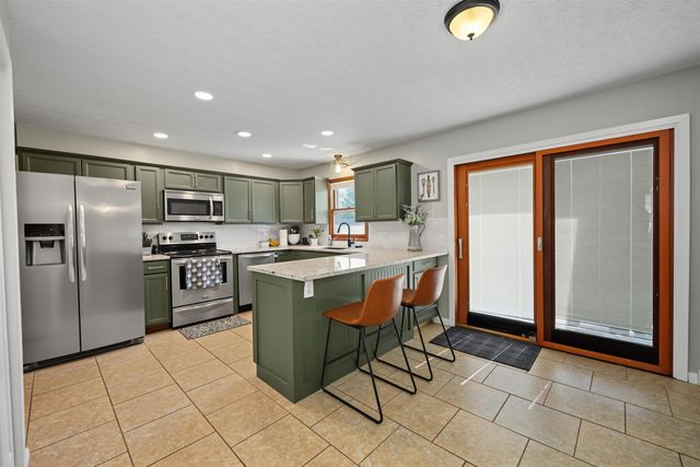 2213 Quincy, Salina, KS 67401