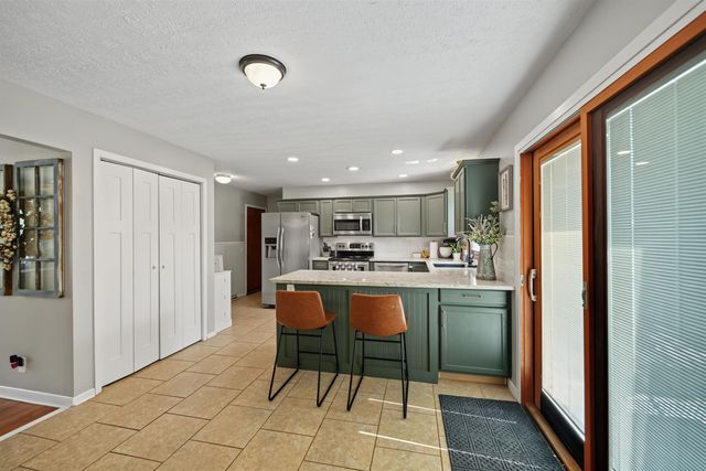 2213 Quincy, Salina, KS 67401