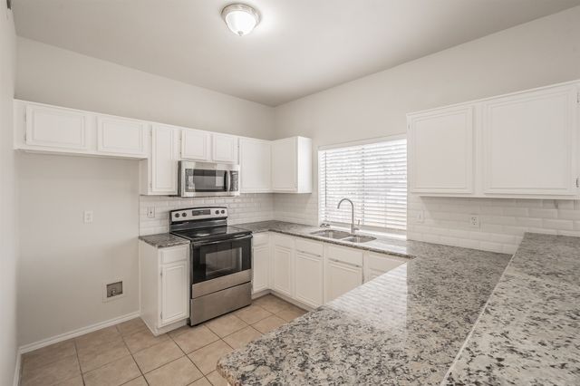 1411 Prentice Street, Arlington, TX 76018