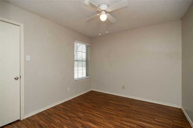 618 Plainview Drive, Mansfield, TX 76063