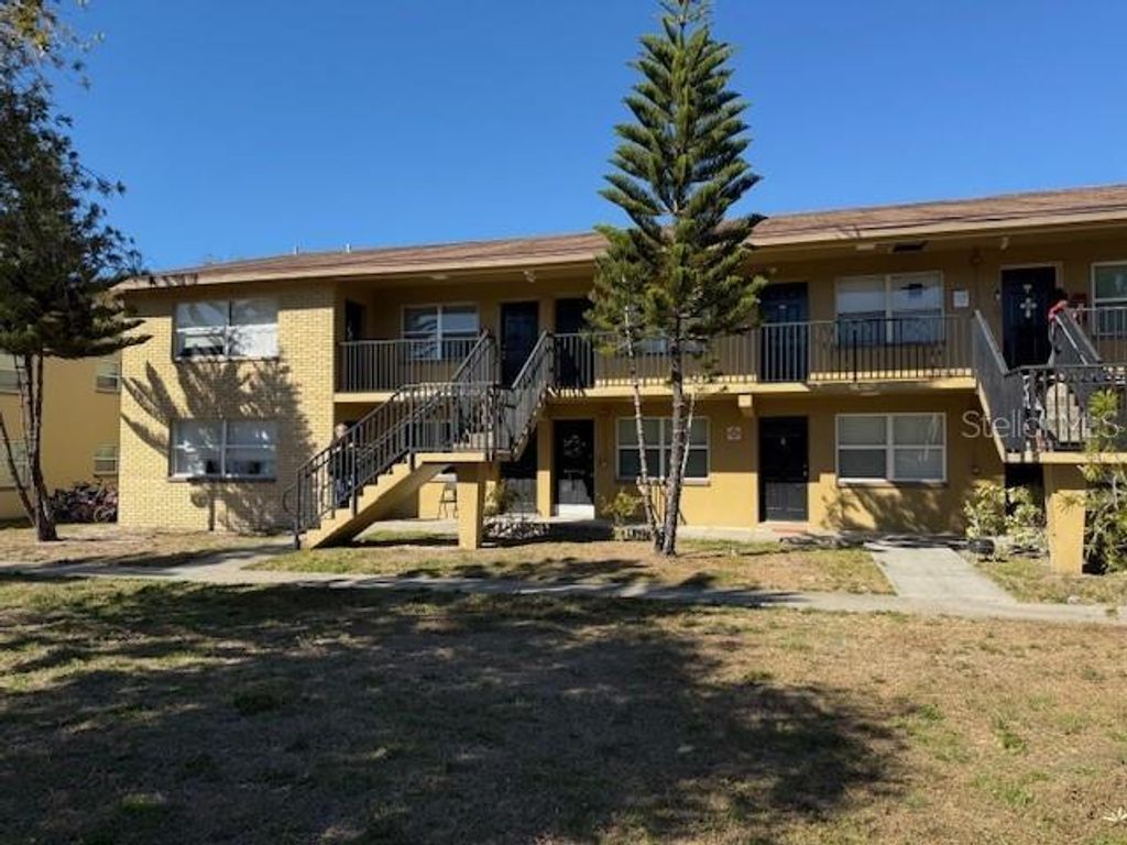 2500 HARN BOULEVARD E9, Clearwater, FL 33764