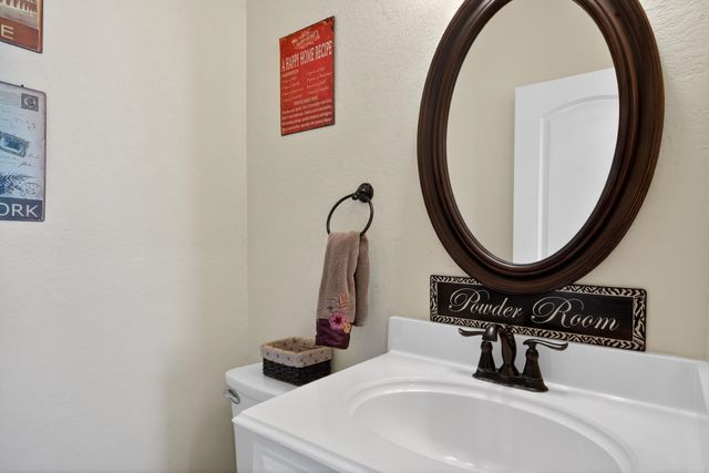 331 Deerfield Lake Circle, Longview, TX 75605