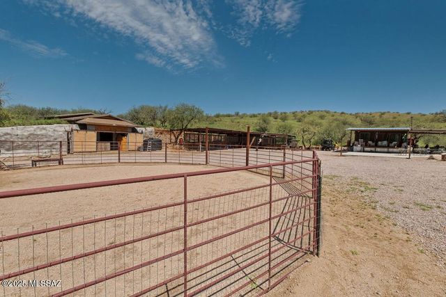 3197 N Edith Place, Nogales, AZ 85621