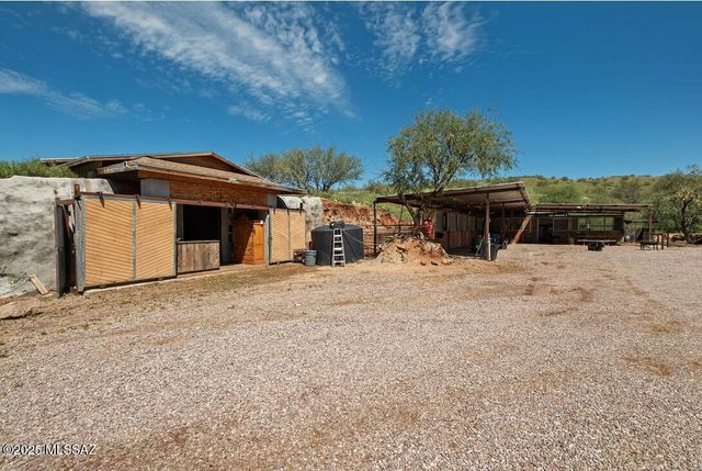 3197 N Edith Place, Nogales, AZ 85621