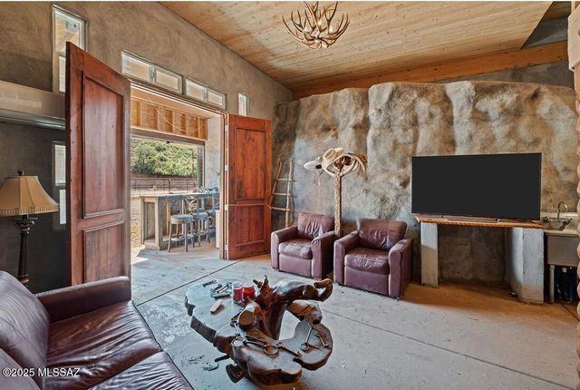 3197 N Edith Place, Nogales, AZ 85621