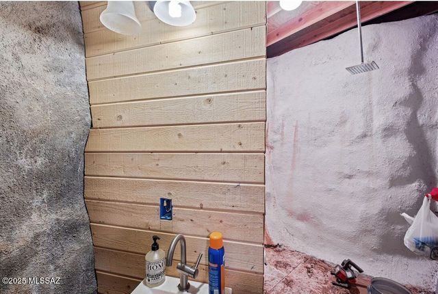 3197 N Edith Place, Nogales, AZ 85621