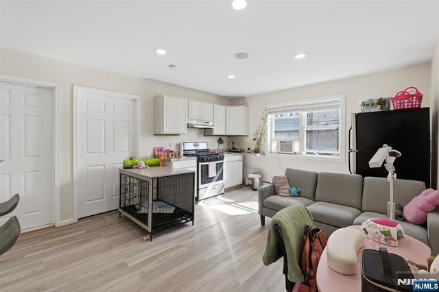 172-174 Carroll Street, Paterson, NJ 07501