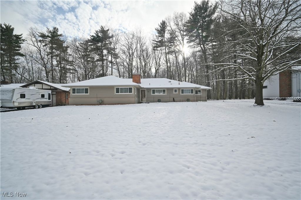 85 Lake Shore Drive, Boardman, OH 44511