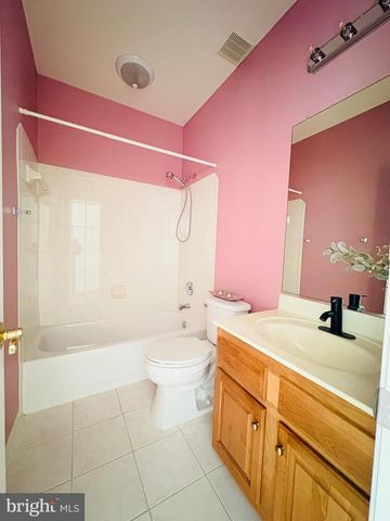 120 CROSS FOXES DR, Fort Washington, MD 20744