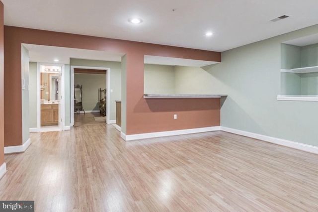 120 CROSS FOXES DR, Fort Washington, MD 20744