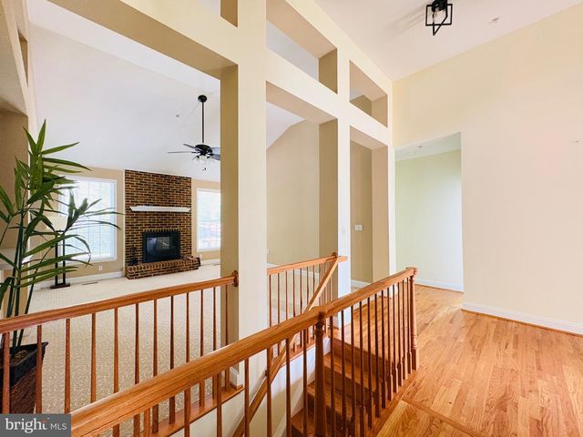 120 CROSS FOXES DR, Fort Washington, MD 20744