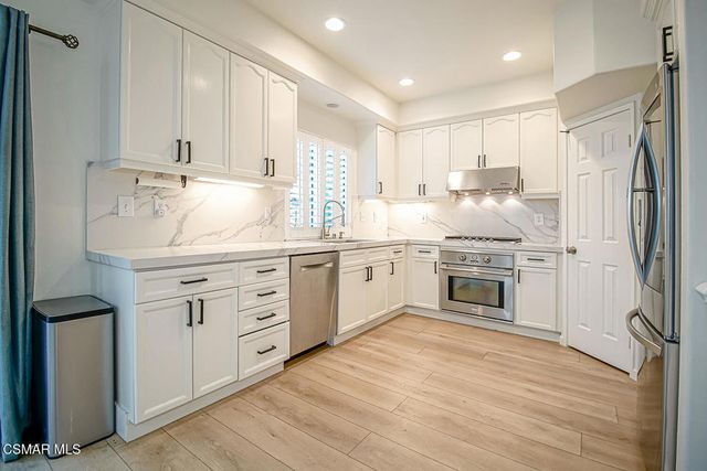 1743 Duskwood Way, Simi Valley, CA 93065